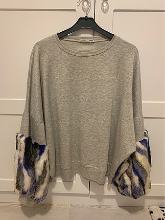 zara sweatshirt