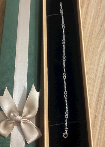 Zincir Detaylı Altın Renk Kadın Bileklik925 ayar gümüş bıleklık - Görsel 2