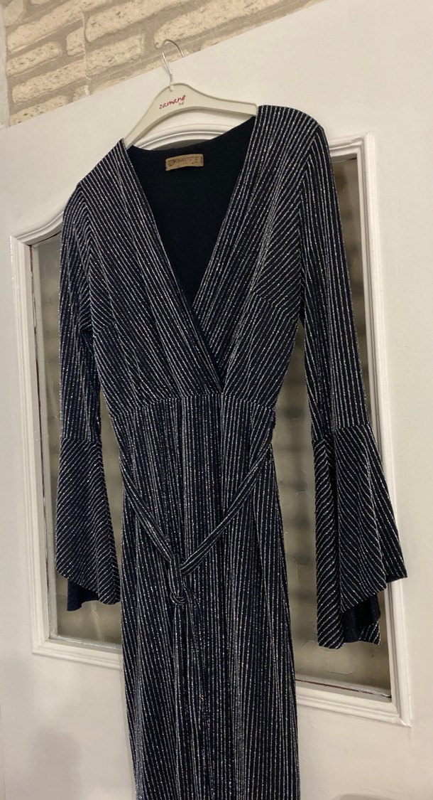 Şıkbı elbıse boyu 150 44 beden az gyıkmış çok şık - Görsel 2