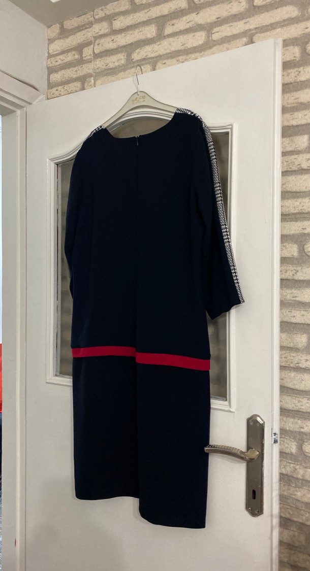 1 defa gıyıldı boyu 1 m 8 santim ıkı kol 55 kol uzunluğu - Görsel 5