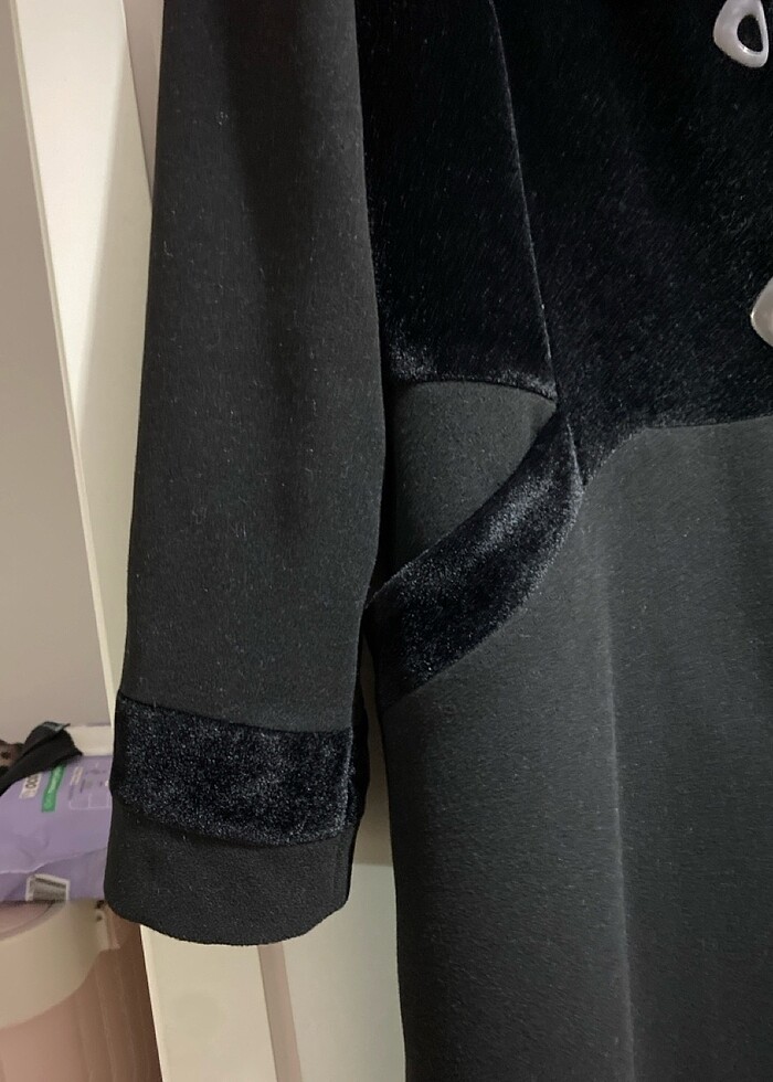 Hıç gıyılmedı  boyu 1 metre enı 57 kol uzunluğu 62 şık bı kaban - Görsel 2