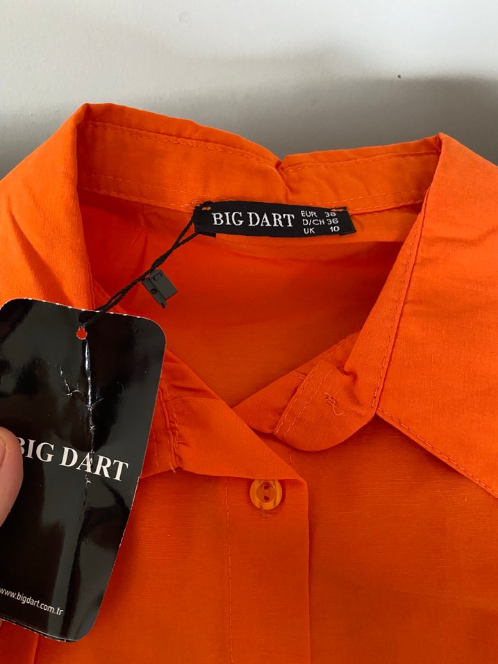 Turuncu Düğmeli Kadın Uzun Kollu Gömlek - Görsel 2