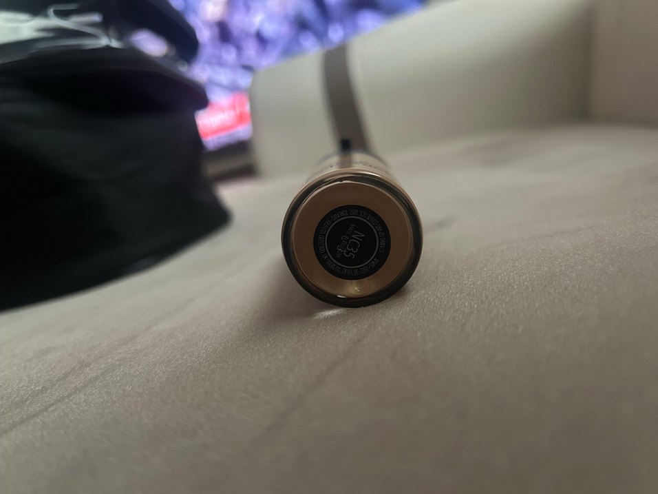 MAC Studio Fix Sıvı Fondöten SPF 15 Bej - Görsel 2