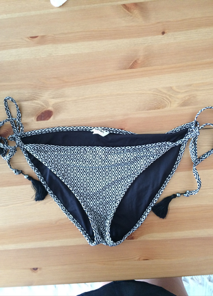 l Beden Koton bikini altı