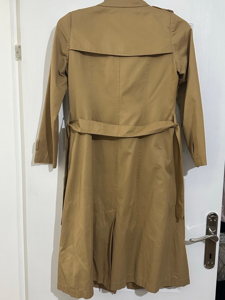 Düğmeli Bej Uzun Kadın Trençkot - Görsel 2