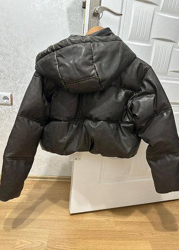 m Beden Zara kadın şişme crop mont