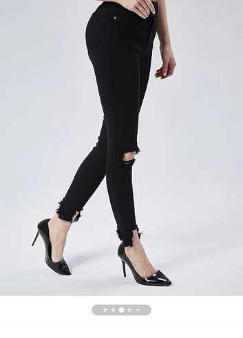 Bershka Yırtık Jean 