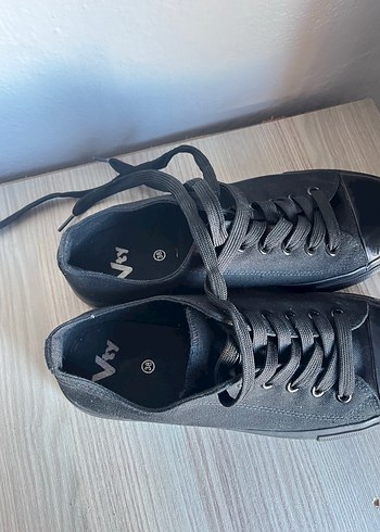Siyah Minimalist Kadın Sneakers - Görsel 2