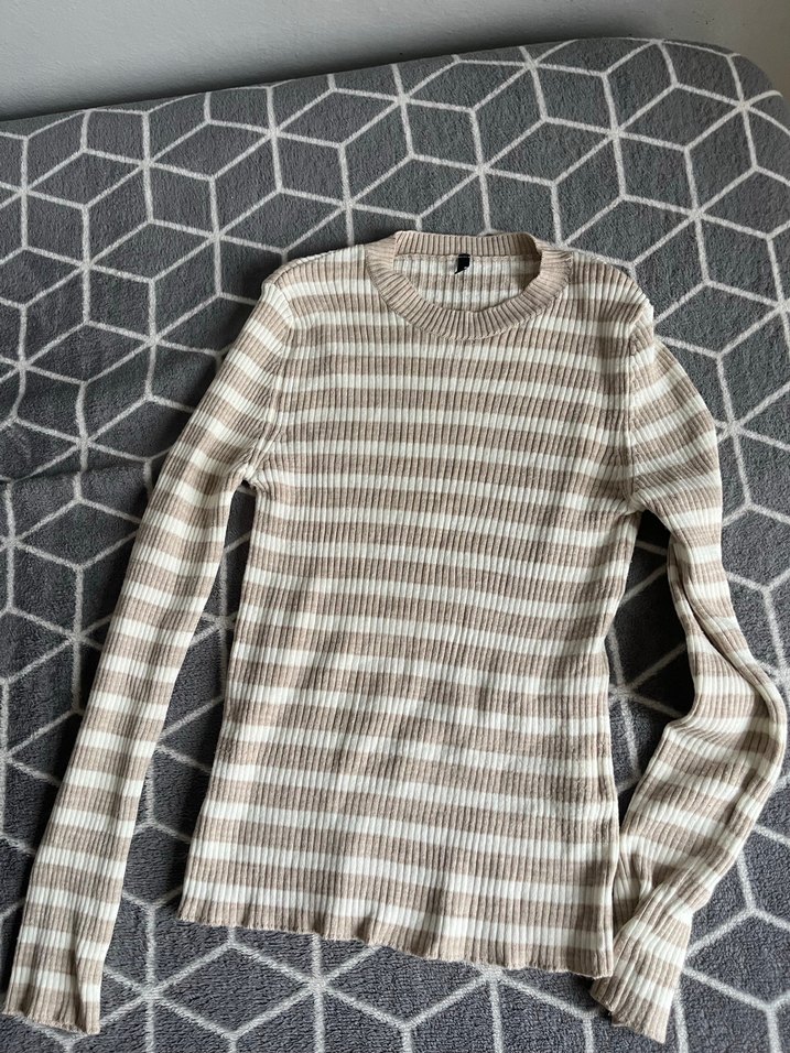 Bej Renkli Boğazlı Triko Kadın Kazak - Görsel 2