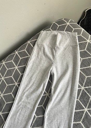 Krem Bol Kesim eşofman - Görsel 4