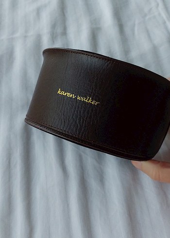 Miu Miu Karen Walker gözlük kılıfı