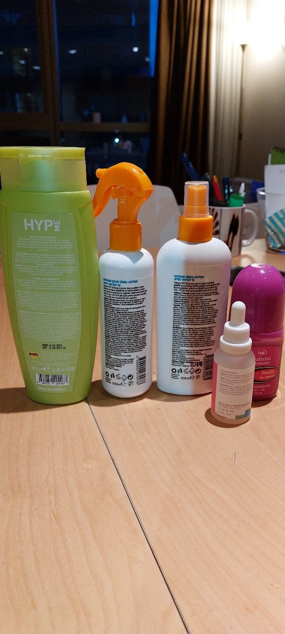 Güneş kremi, serum, deodorant, şampuan, parfüm set 6 ürün - Görsel 2