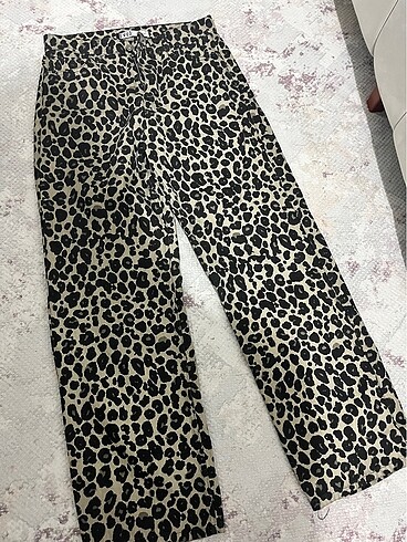 Diğer Leopar pantolon