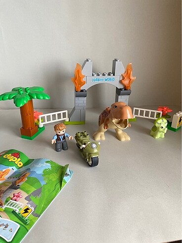 Lego duplo t rex