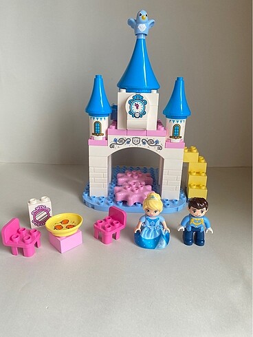 Diğer Lego duplo sindirella şato