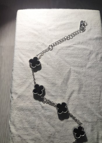 İşlemeli Siyah Zincir Detaylı Bileklik - Görsel 4