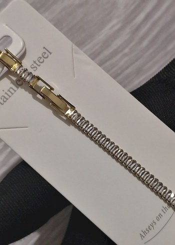 Kadın Altın Renk Fermuarlı Bileklik - Görsel 2