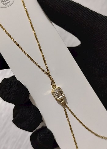 Minimalist Altın Renk Zincir Detaylı Kadın El Zinciri - Görsel 2