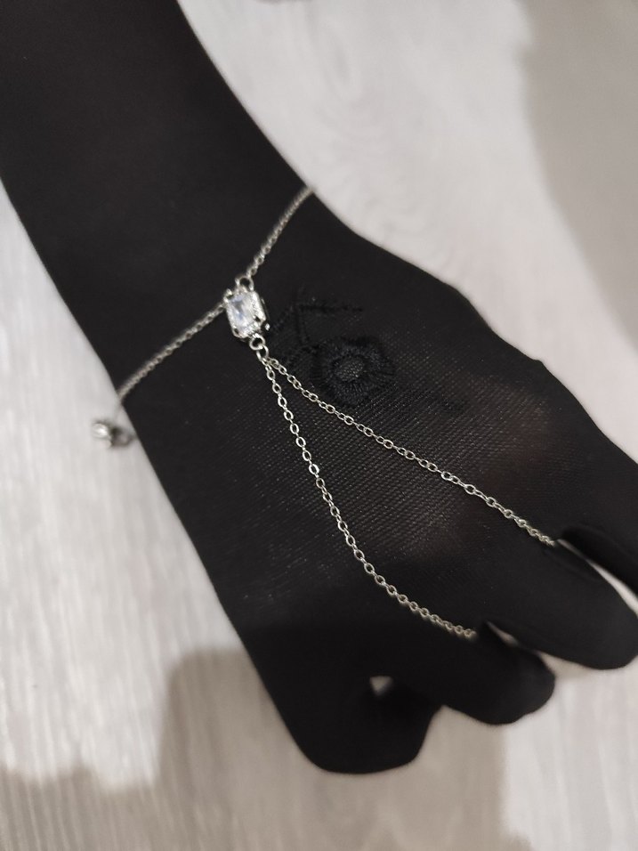 Zincir Detaylı Siyah Minimalist Kadın El Zinciri - Görsel 4