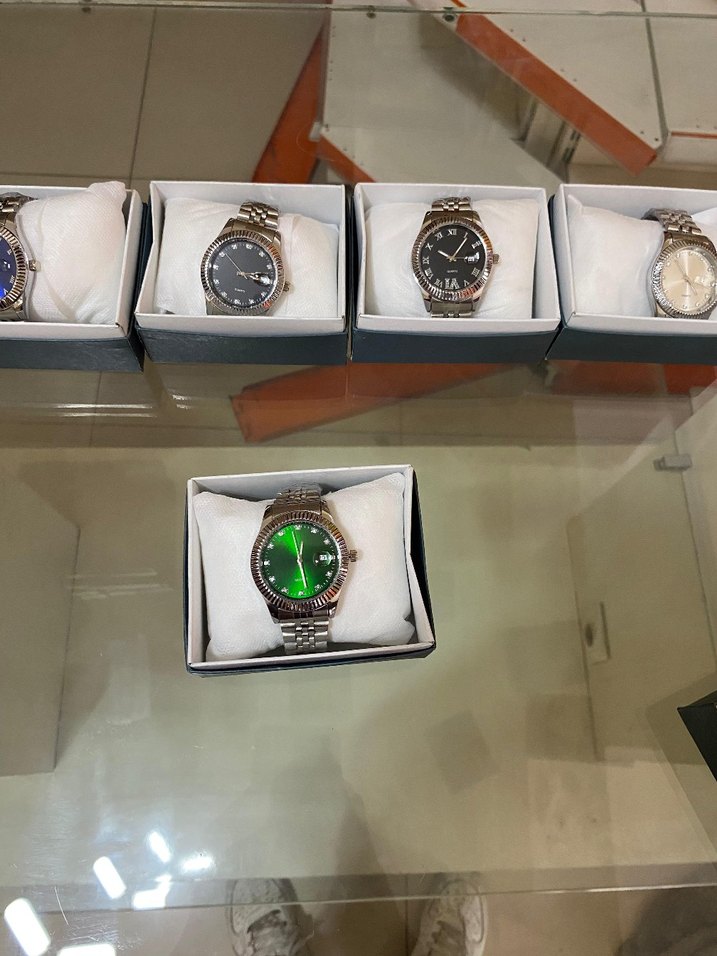 Klasik Tarz Yeşil Parlak Erkek Kol Saati - Görsel 3