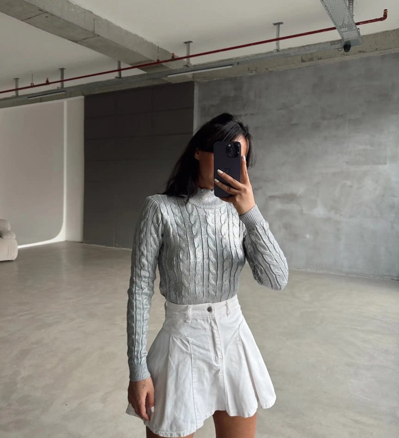 Gri Metalik Fitilli Boğazlı Kadın Kazak - Görsel 3