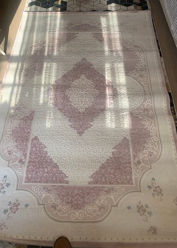Pembe Pastel Tonlarda Geleneksel Halı