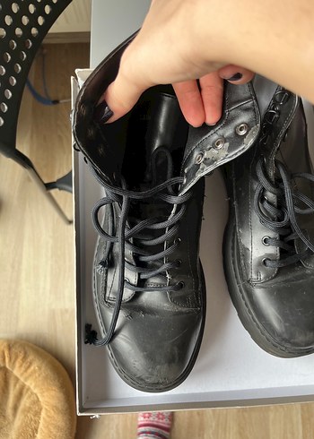 Erkek Bağcıklı Siyah Bot Bershka - Görsel 6