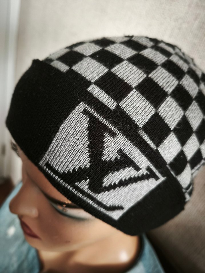 Kadın Gri Örgü Avant-Garde Bere - Görsel 2