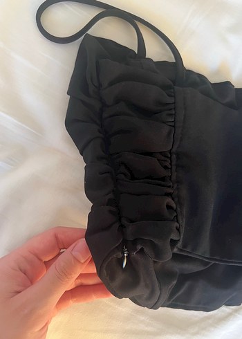 Zara Siyah Askılı Kadın Büstiyer