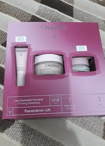 Caudalie Sıkılaştırıcı Set