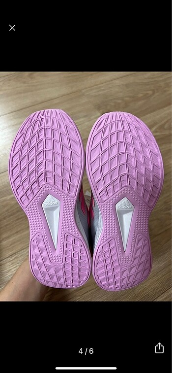 28 Beden pembe Renk Adidas spor ayakkabı