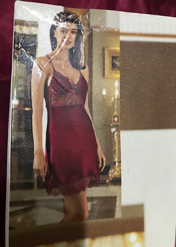 Bordo İşlemeli Mini Kadın Saten Gecelik Takımı - Görsel 7