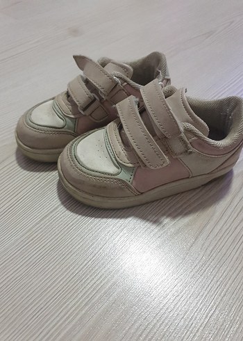 Kız Çocuk Beyaz Cırt Cırtlı Spor Ayakkabı