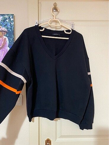 Trendyol sweatshirt xl 42 siyah v yaka
