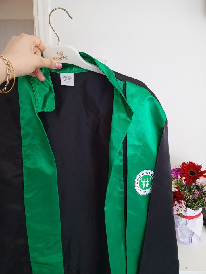 kocaeli üniversitesi cübbesi - Görsel 2