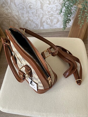 Beden kahverengi Renk LOUIS VUITTON ÇANTA