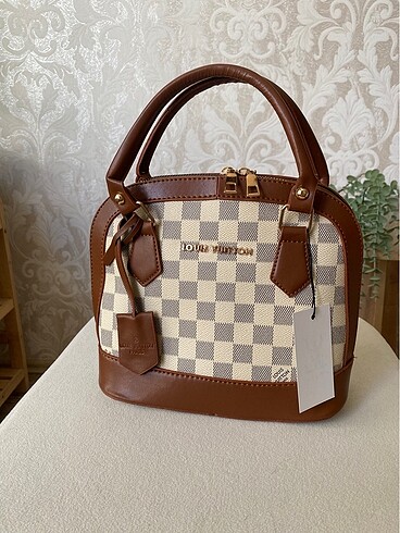 Louis Vuitton LOUIS VUITTON ÇANTA