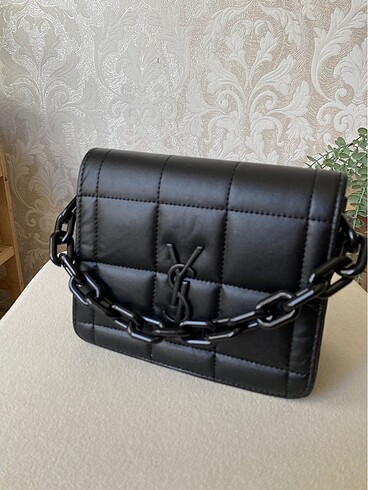 Beden siyah Renk YSL kare desen zincirli çanta