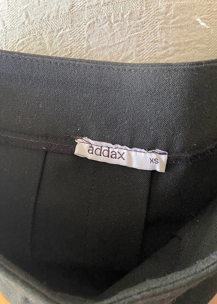 Siyah Pileli Mini Etek - Görsel 3