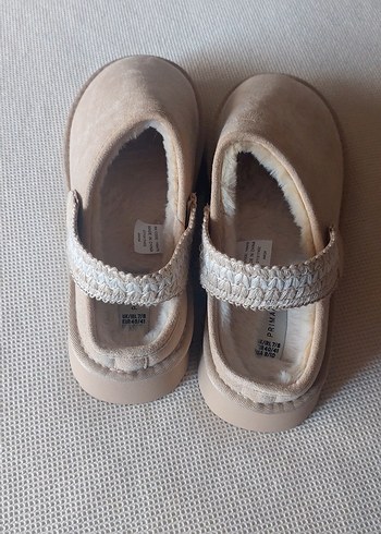 Bej Süet Dolgu Topuklu Kadın Terlik - Görsel 4