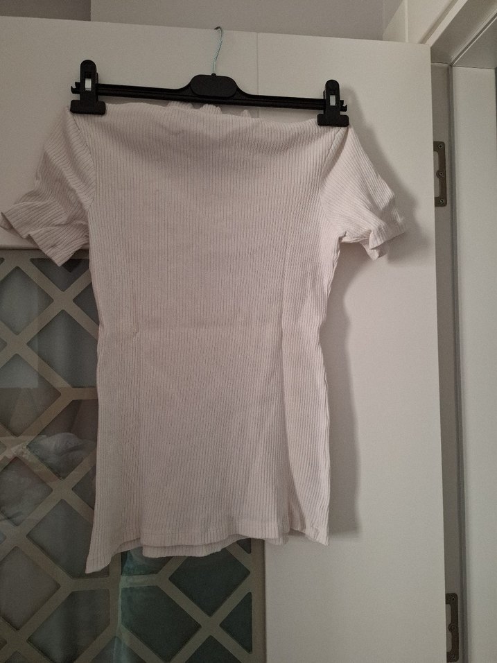 Beyaz Kısa Kollu Fitted Kadın Tişört - Görsel 3