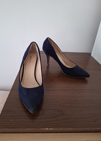 Klasik Lacivert Süet Stiletto Topuklu Kadın Ayakkabı - Görsel 4