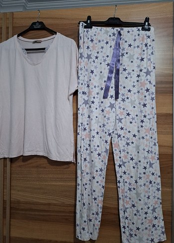 Bağcıklı Yıldız Desenli Gri Beyaz Pijama Takımı - Görsel 2