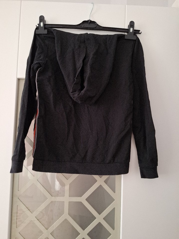 Zincir Detaylı Siyah Baskılı Sweatshirt - Görsel 3