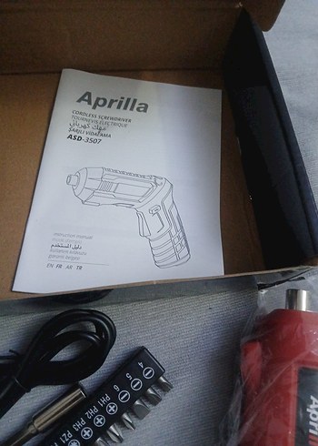 Beden Renk Aprilla Çok Fonksiyonlu Kırmızı Vidalama Seti sıfır