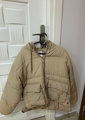 xs Beden Bej Kapüşonlu Kemerli Kadın PULL&BEAR Mont
