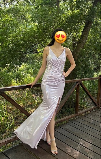 Diğer Lila parlak abiye elbise