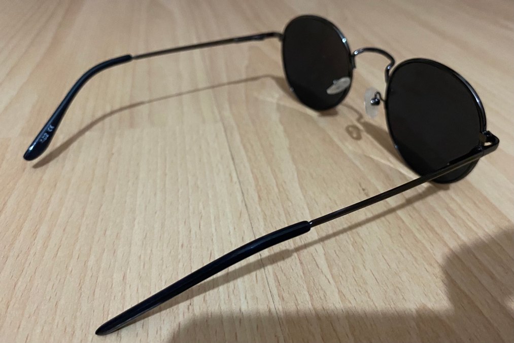 Siyah Minimalist Yuvarlak Kadın Güneş Gözlüğü - Görsel 3