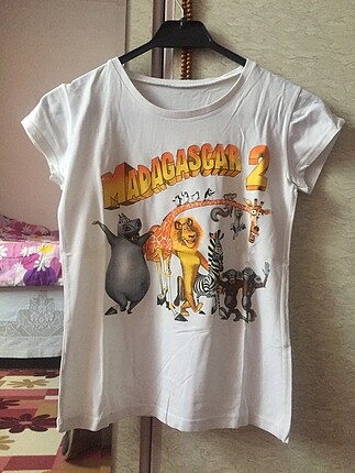 beyaz tişort (unisex)madagascar