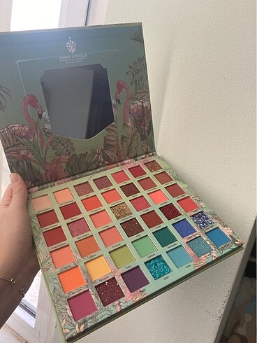 COLLECTION MAKE UP PALETTE(FAR PALETİ)